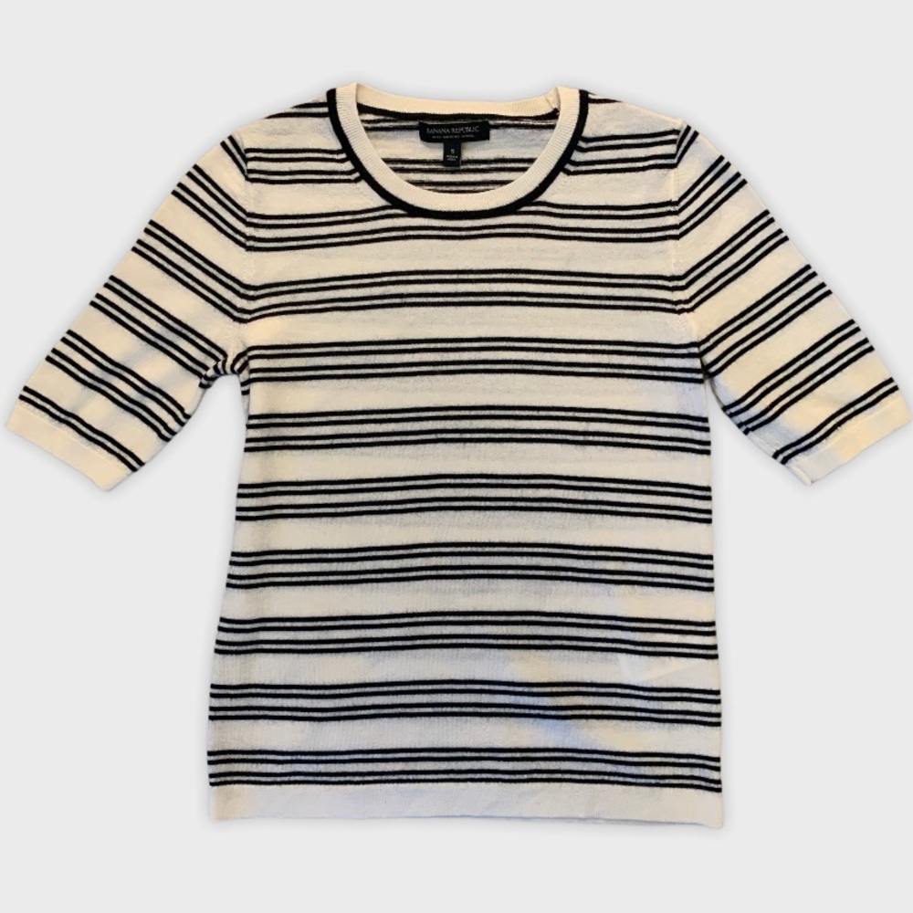 Banana Republic Womens Small sweater blue white